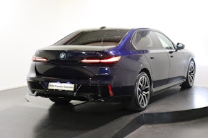 Vehicle image BMW i7 xDrive60