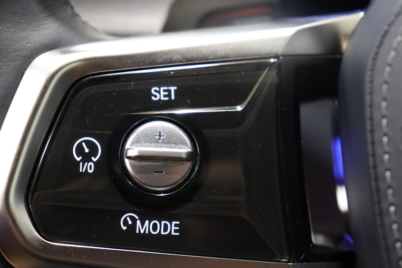 Vehicle image BMW i7