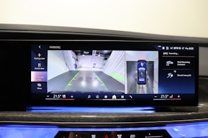 Vehicle image BMW i7 xDrive60