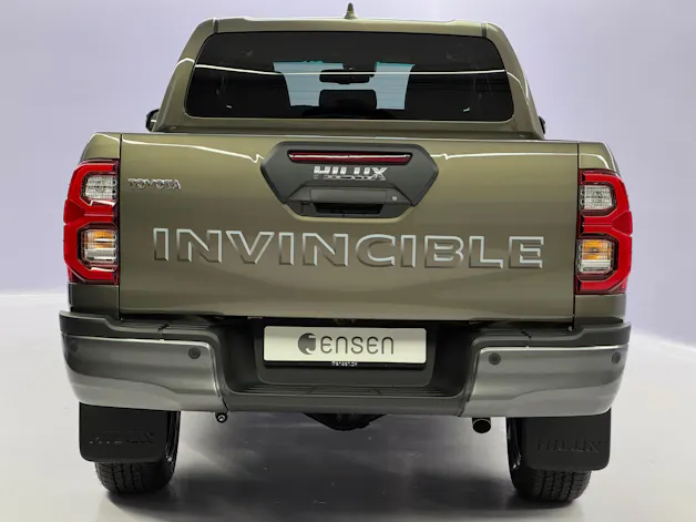 Toyota Hilux Double Cab.-Pick-up 2.8 D-4D 204 Invincible MHEV