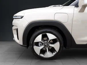 SsangYong Torres EVX Titanium