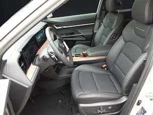SsangYong Torres EVX Titanium