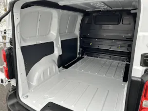 Fiat E-Scudo Kaw. L2 50 kWh Business Swiss Edition