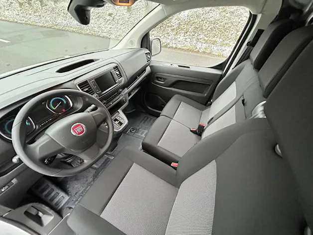 Fiat E-Scudo Kaw. L2 50 kWh Business Swiss Edition
