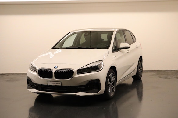 BMW 225xe Active Tourer 0