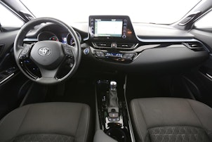 Vehicle image TOYOTA C-HR 2.0 VVTi HSD Trend