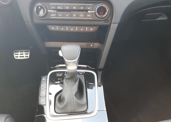 Vehicle image 14 Vehicle image 14