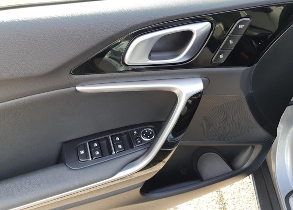 Vehicle image 10 Vehicle image 10