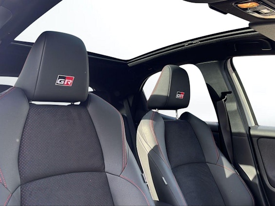 Vehicle image 21 Vehicle image 21