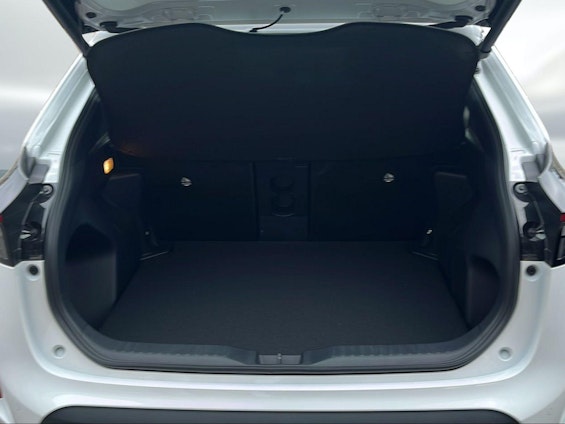 Vehicle image 6 Vehicle image 6