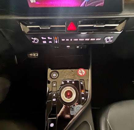 Vehicle image 11 Vehicle image 11