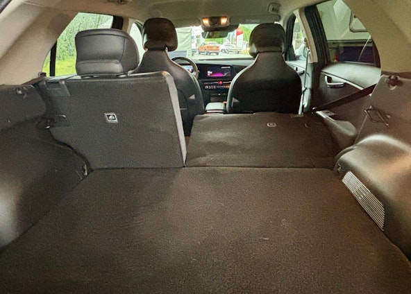 Vehicle image 16 Vehicle image 16