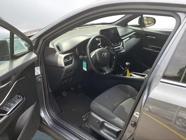 Toyota C-HR 1.2 T Trend