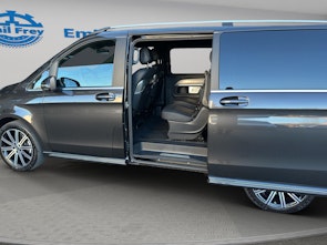 Vehicle image MERCEDES-BENZ V 300 d Exclusive lang Van