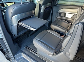 Vehicle image MERCEDES-BENZ V 300 d Exclusive lang Van
