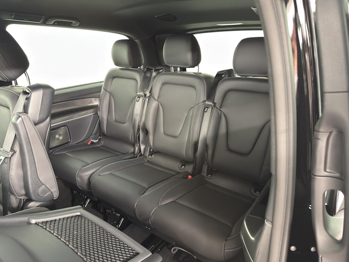 Vehicle image MERCEDES-BENZ V-CLASS