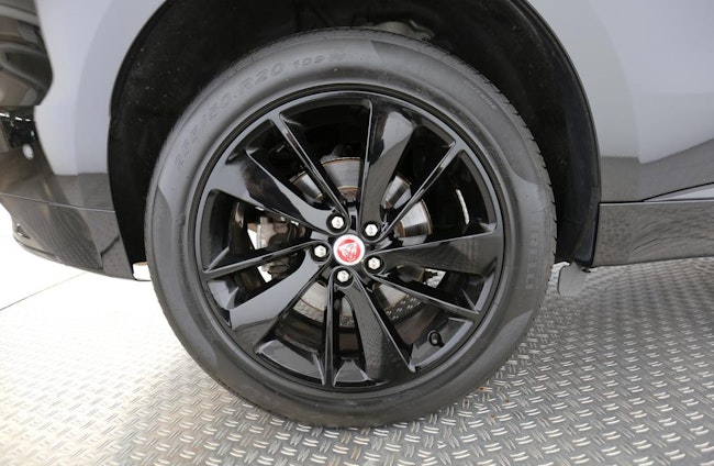 Vehicle image 13 Vehicle image 13