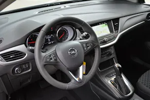Opel Astra 1.4i Turbo Edition