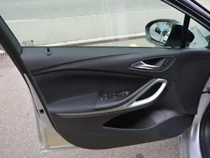 Opel Astra 1.4i Turbo Edition