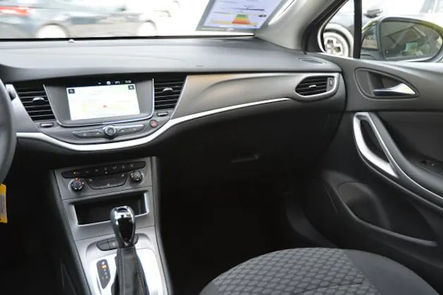 Opel Astra 1.4i Turbo Edition