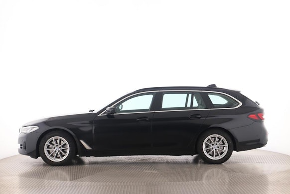 BMW 520d xDrive Touring 2