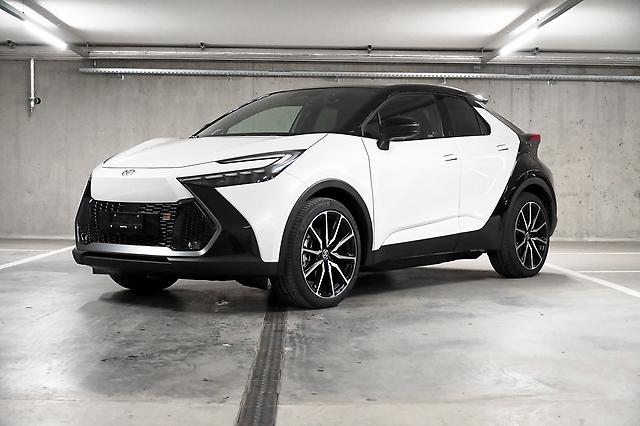 TOYOTA C-HR 2.0 HEV GR Sport 4x4: Jetzt Probefahrt buchen!