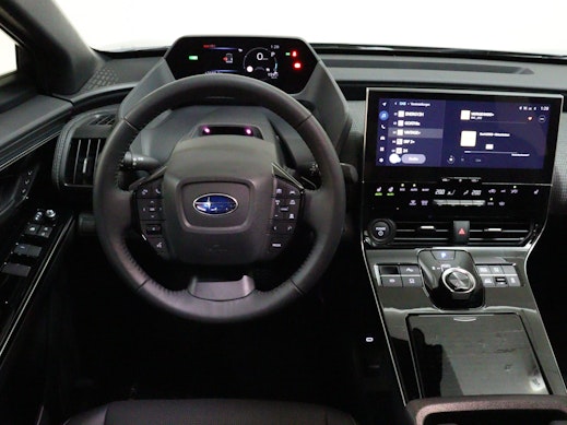 SUBARU Solterra eV Luxury AWD 3
