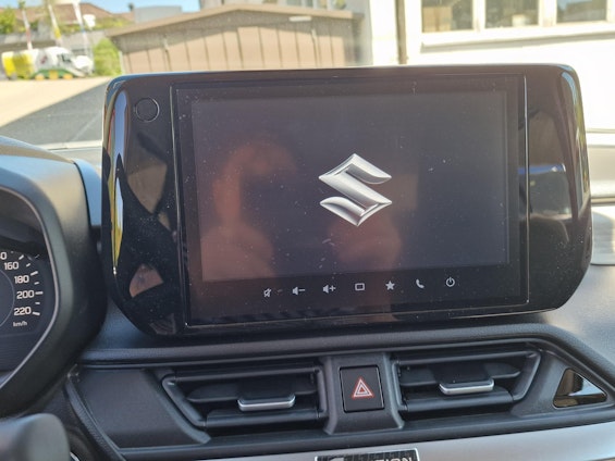 Vehicle image 9 Vehicle image 9