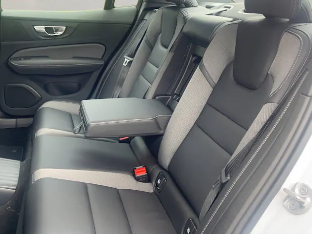 Volvo S60 2.0 T8 TE Ultimate Dark eAWD