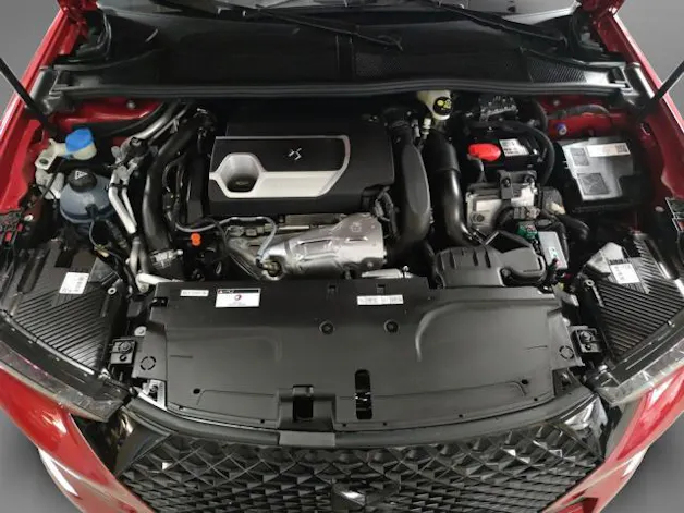 DS Automobiles 4 1.6 E-Tense Ligne Noire