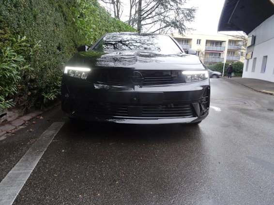 Vehicle image 18 Vehicle image 18