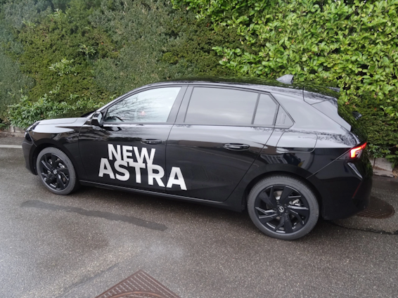 Vehicle image 15 Vehicle image 15