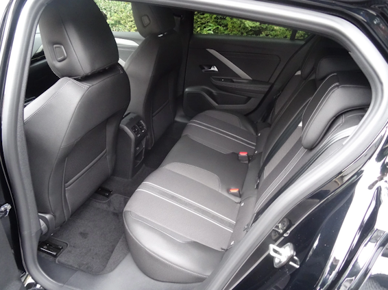 Vehicle image 8 Vehicle image 8