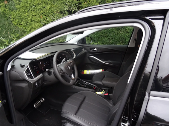 Vehicle image 6 Vehicle image 6