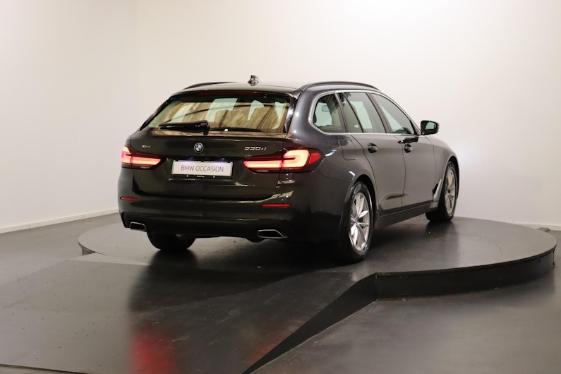 Vehicle image BMW 5 SERIES