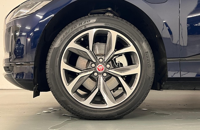 Vehicle image 9 Vehicle image 9