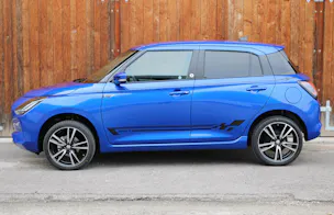 Suzuki Swift 1.2 1st Edition Top Hybrid 4x4 Tuning Einzelstück!