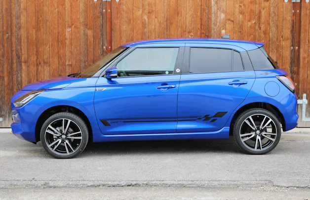 Suzuki Swift 1.2 1st Edition Top Hybrid 4x4 Tuning Einzelstück!