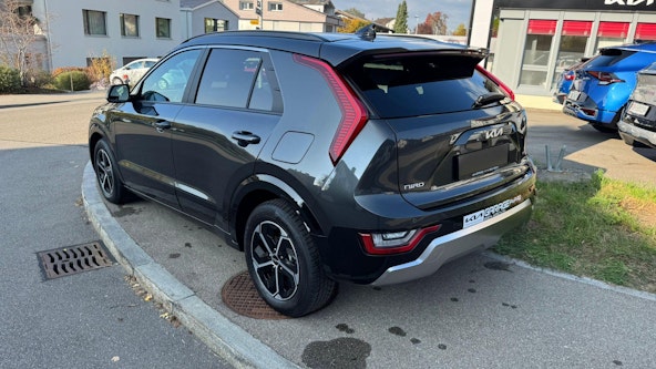 Vehicle image 4 Vehicle image 4