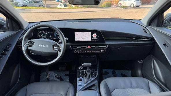 Vehicle image 11 Vehicle image 11