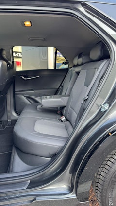 Vehicle image 9 Vehicle image 9