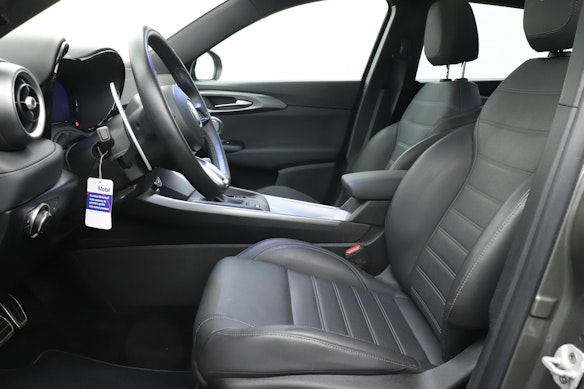 ALFA ROMEO Tonale 1.3 Plug-in Hybrid Veloce Q4 2