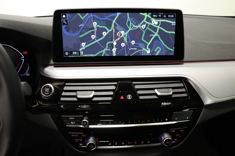 Vehicle image BMW 5 SERIES