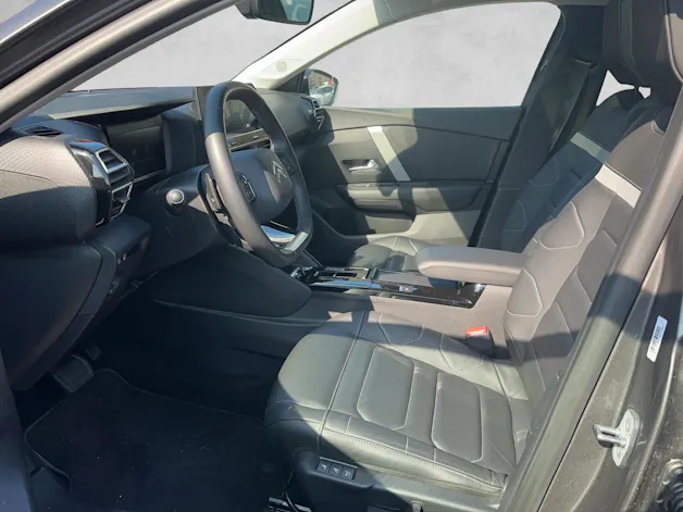 Citroën C4 1.2 PureTech Shine Pack Automat 155PS, Panoramaschiebedach, Werksgarantie / 3.99% Leasing-Aktion