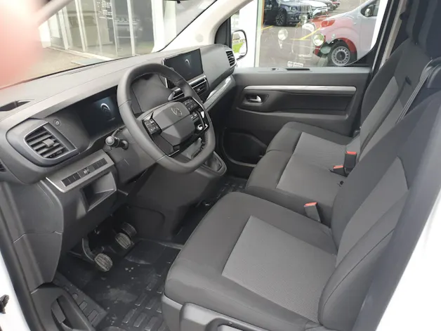 Citroën Jumpy Kaw. M 1.5 BlueHDi 120 Swiss Edition S/S