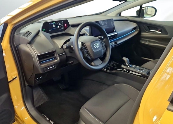 Vehicle image 5 Vehicle image 5