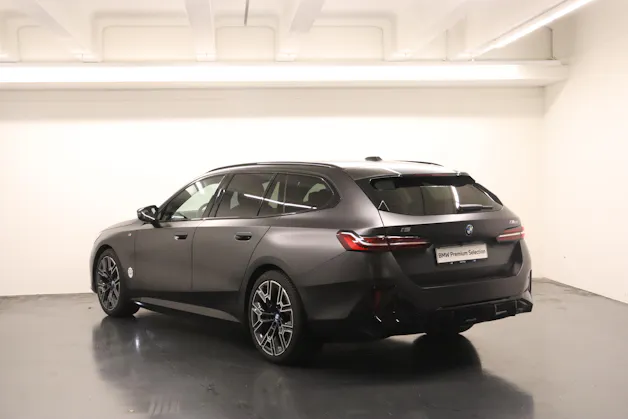 BMW i5 M60 xDrive