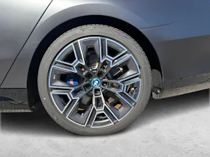 BMW i5 M60 xDrive