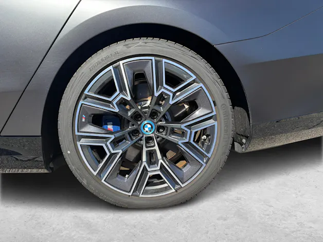 BMW i5 M60 xDrive