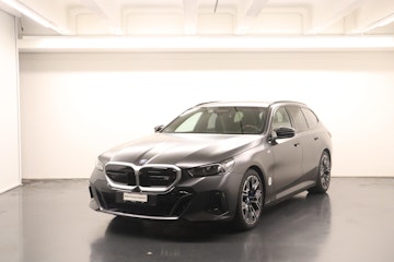 Vehicle image BMW i5 M60 xDrive